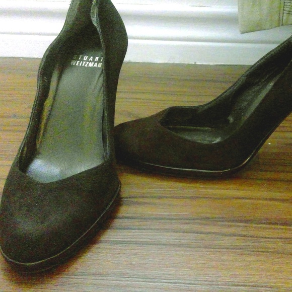 Stuart Weitzman Pumps - Picture 1 of 3